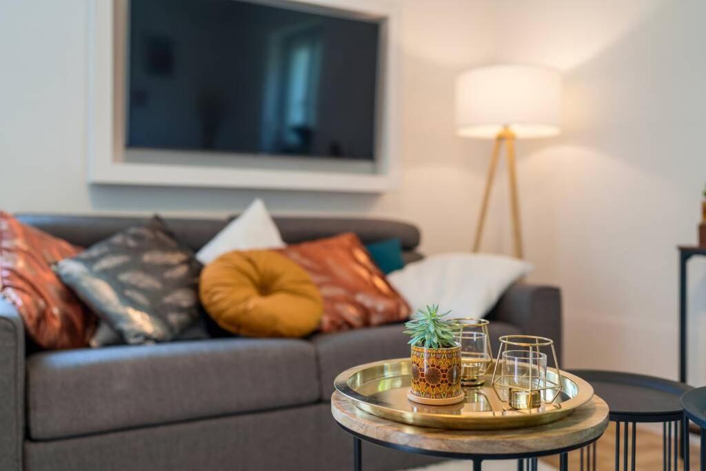 Eg Rechts -Wunderschone 80M² Grosse 3-Zimmer City Wohnung Nahe Salzburg Фрайлассінг Екстер'єр фото